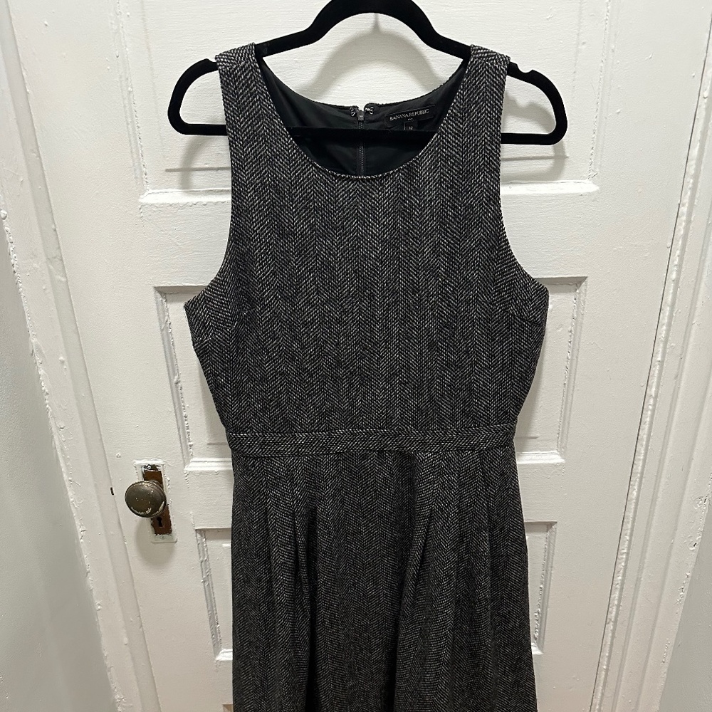 Banana Republic Factory Tweed Dress (with pockets!)